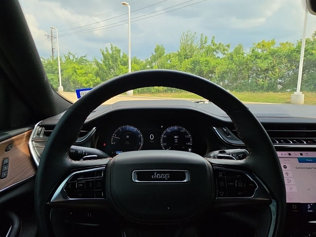 2025 Jeep Grand Cherokee Summit