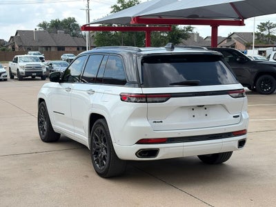 2025 Jeep Grand Cherokee Summit