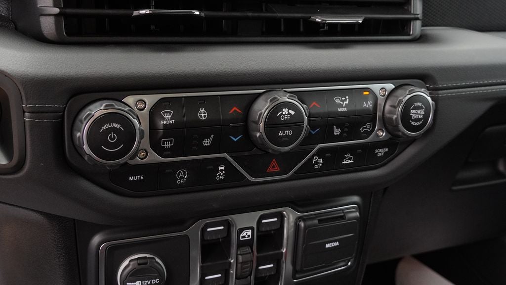 2024 Jeep Wrangler Rubicon X