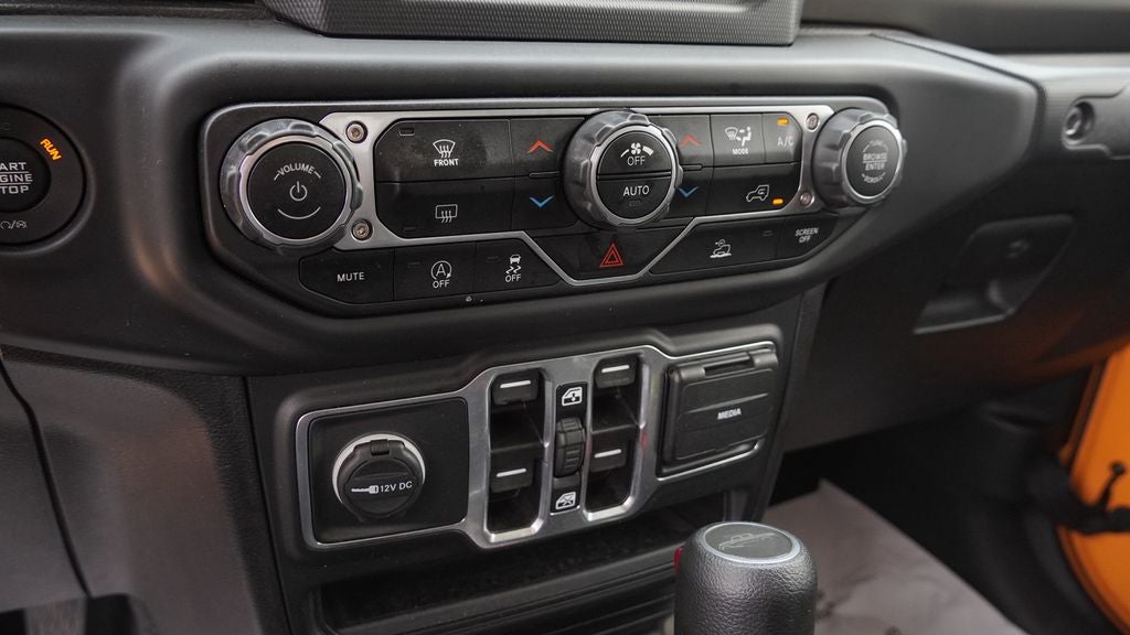 2021 Jeep Gladiator Sport