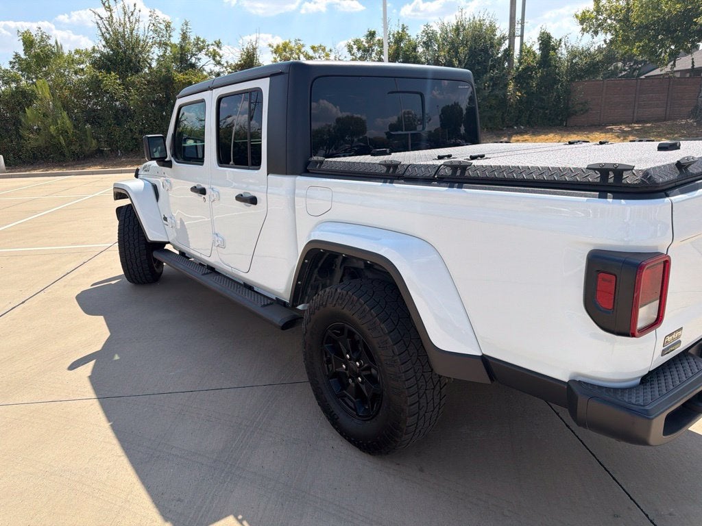 2022 Jeep Gladiator Willys