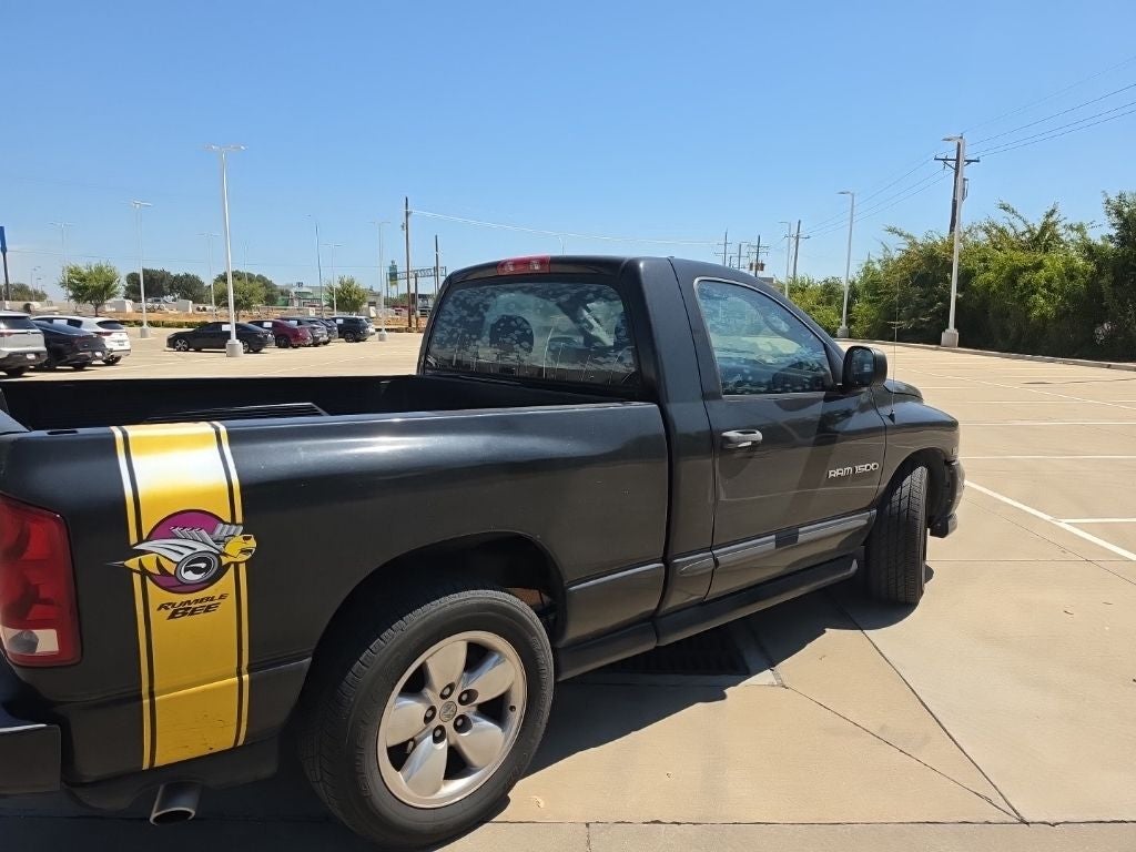 2004 Dodge Ram 1500 SLT