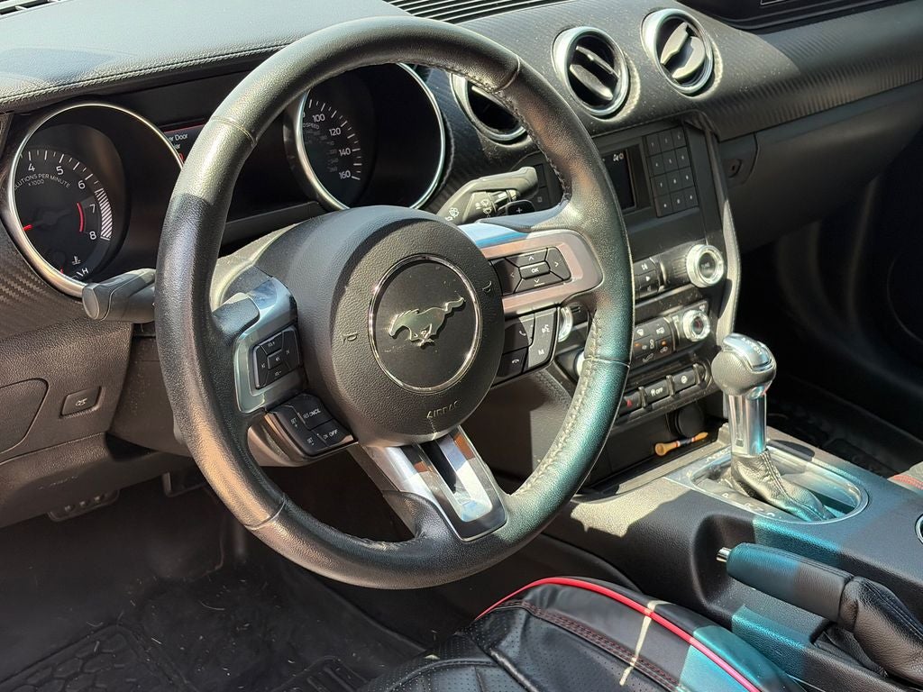 2020 Ford Mustang EcoBoost
