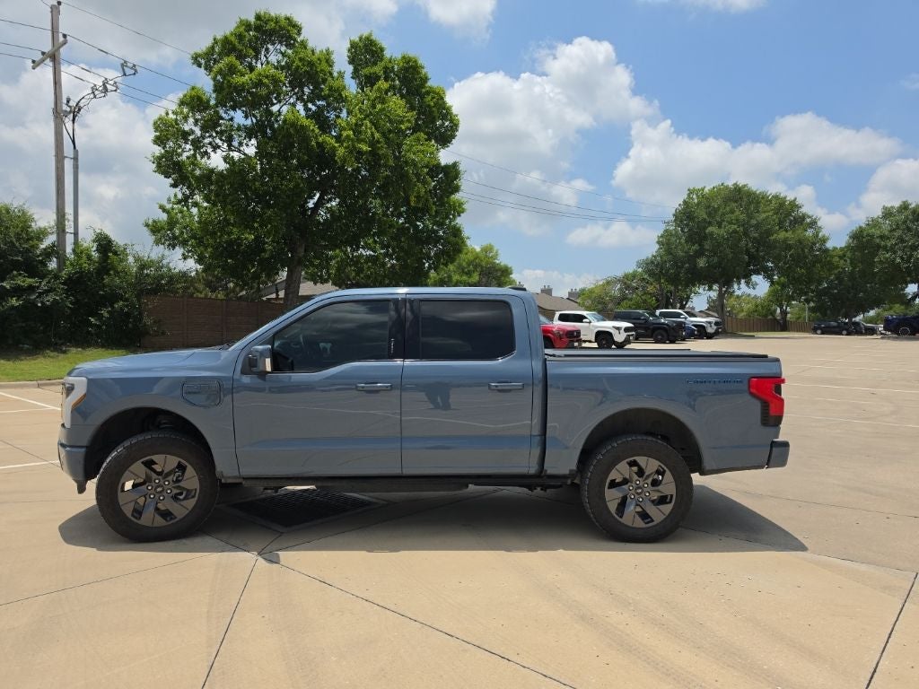 2023 Ford F-150 Lightning Lariat