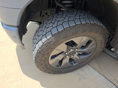 2023 Ford F-150 Lightning Lariat