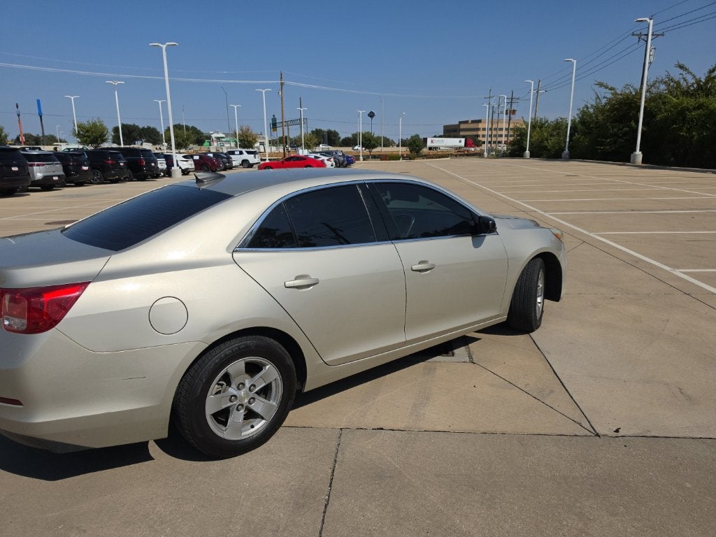 2015 Chevrolet Malibu LS 1LS
