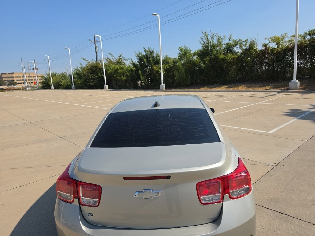 2015 Chevrolet Malibu LS 1LS
