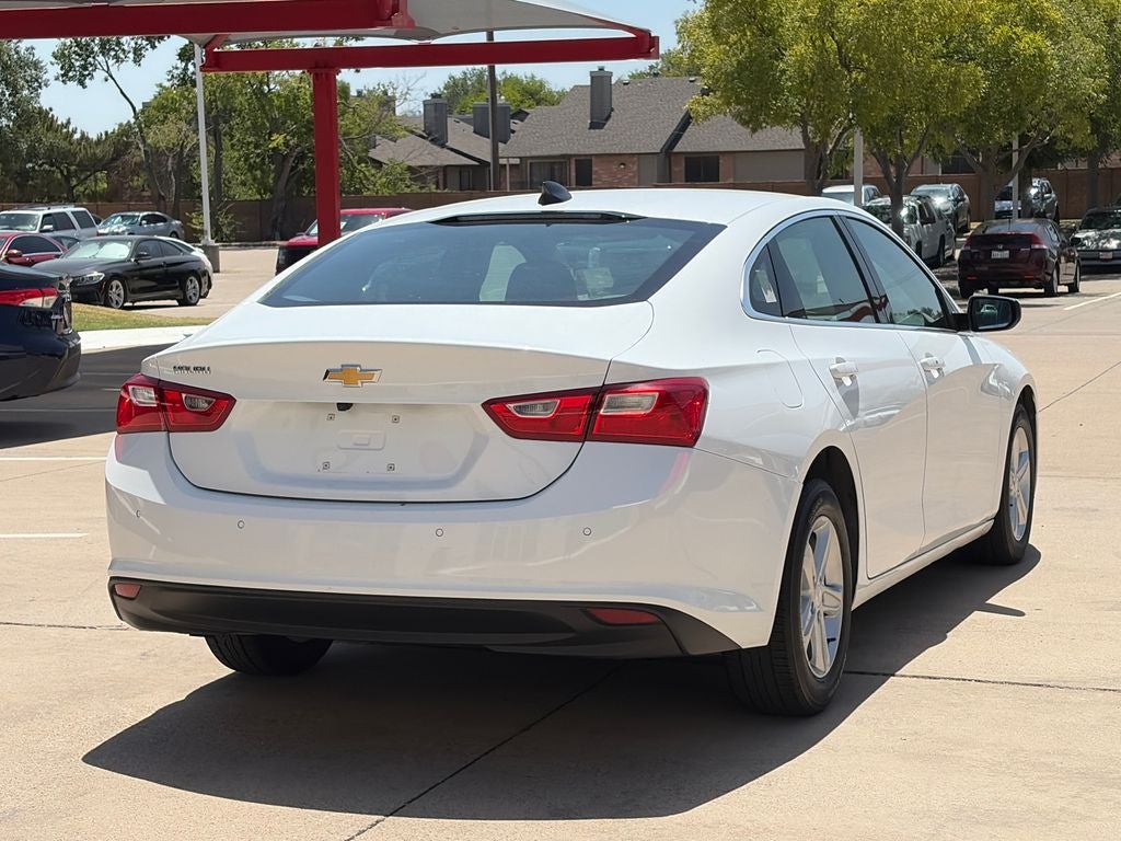2024 Chevrolet Malibu LS 1FL
