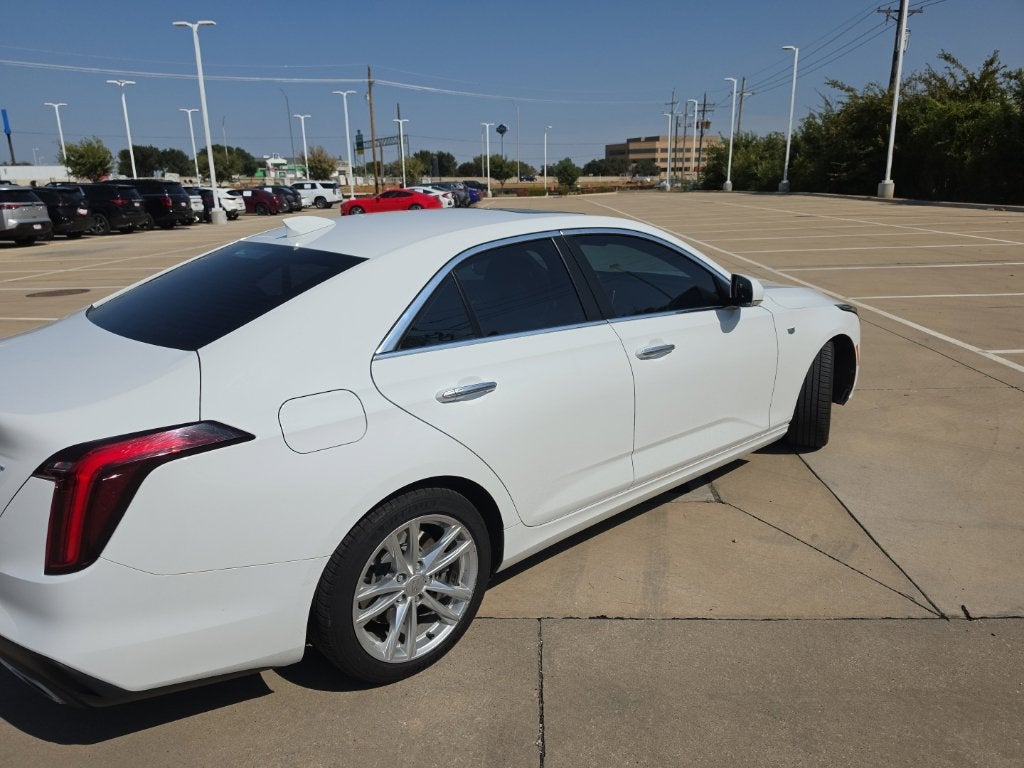 2021 Cadillac CT4 Luxury