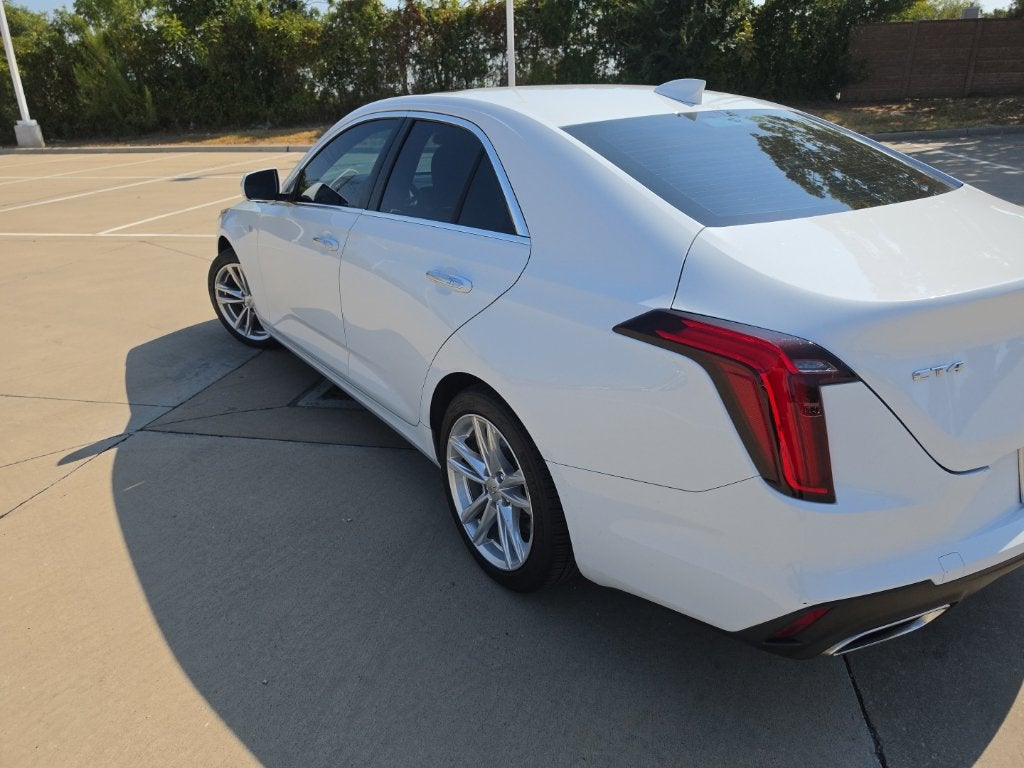 2021 Cadillac CT4 Luxury