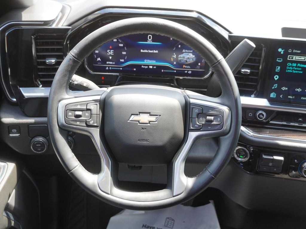 2025 Chevrolet Silverado 1500 LT