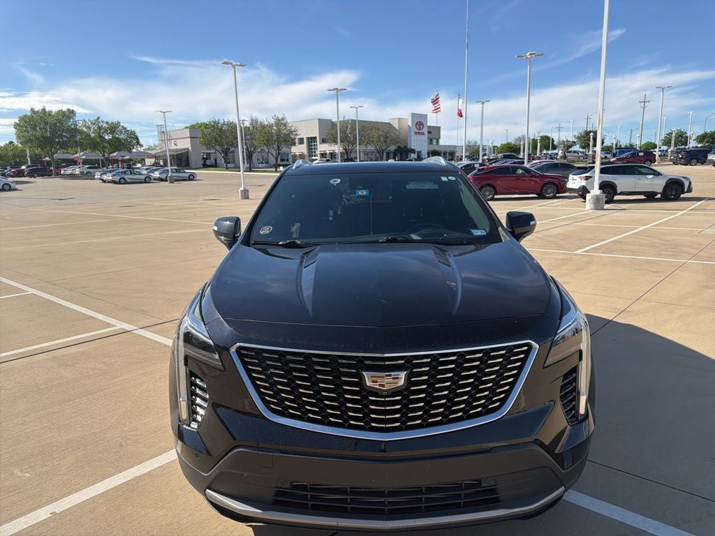 2023 Cadillac XT4 Premium Luxury