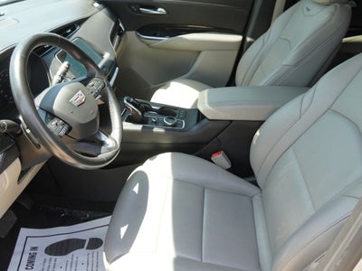 2022 Cadillac XT4 Premium Luxury
