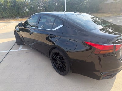 2025 Nissan Altima 2.5 SR