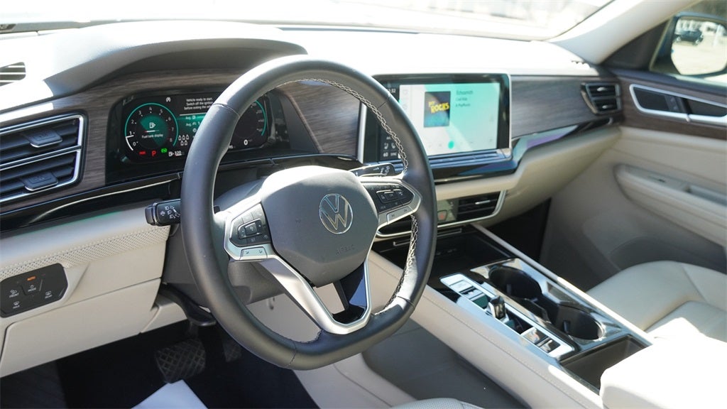 2025 Volkswagen Atlas 2.0T SEL