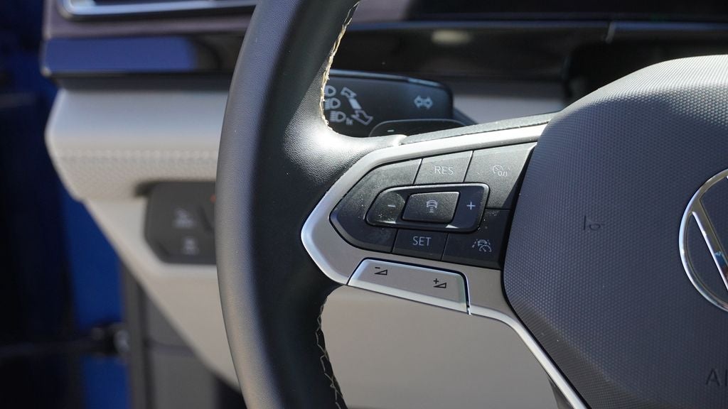 2025 Volkswagen Atlas 2.0T SEL