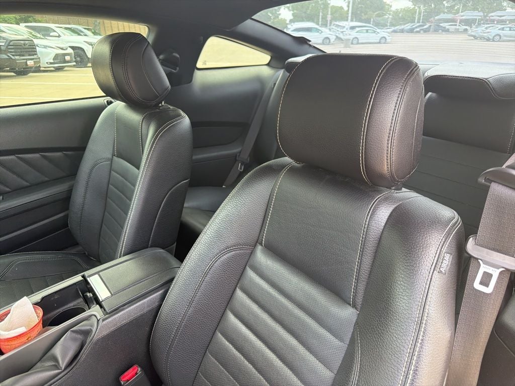 2012 Ford Mustang V6 Premium