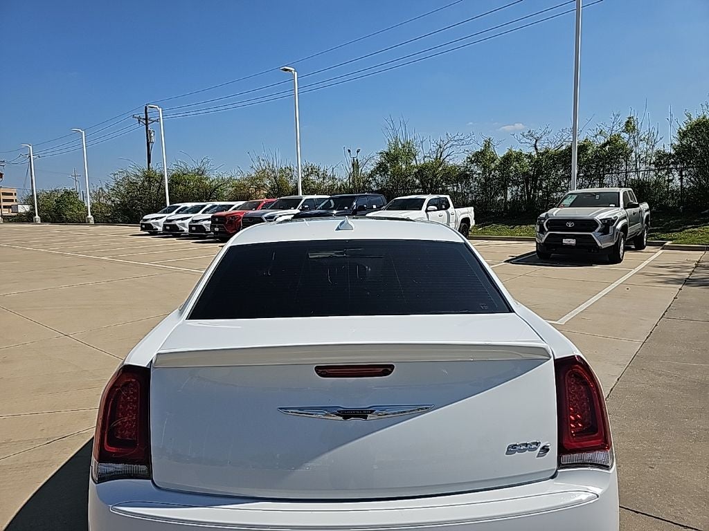 2019 Chrysler 300 S