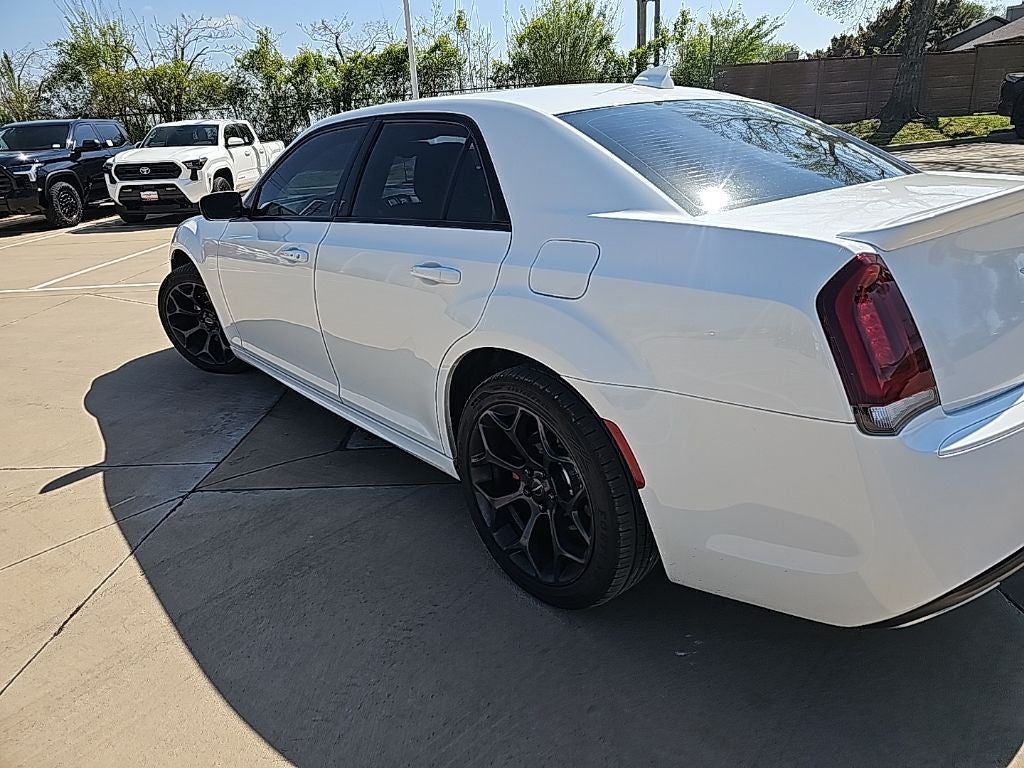 2019 Chrysler 300 S