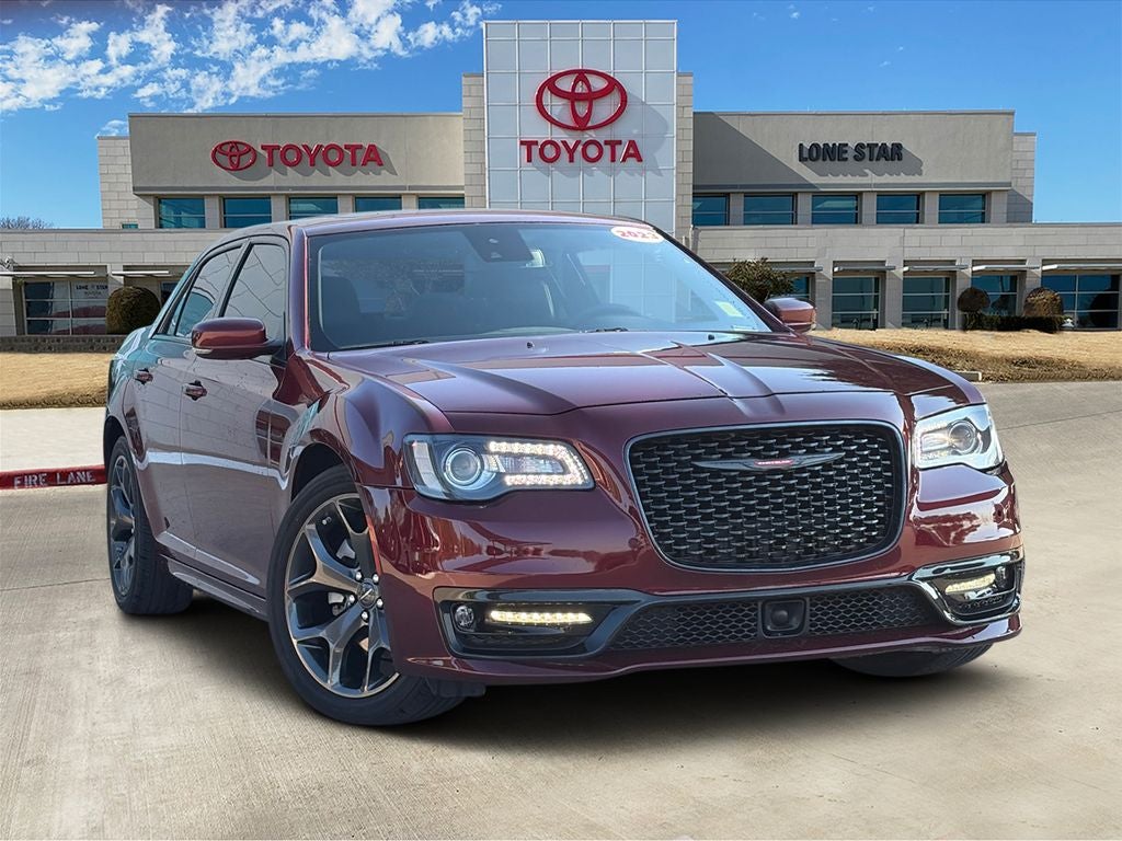 2023 Chrysler 300 S
