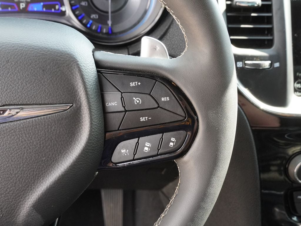 2023 Chrysler 300 S