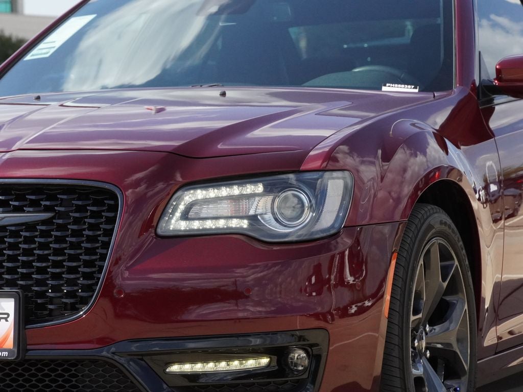 2023 Chrysler 300 S