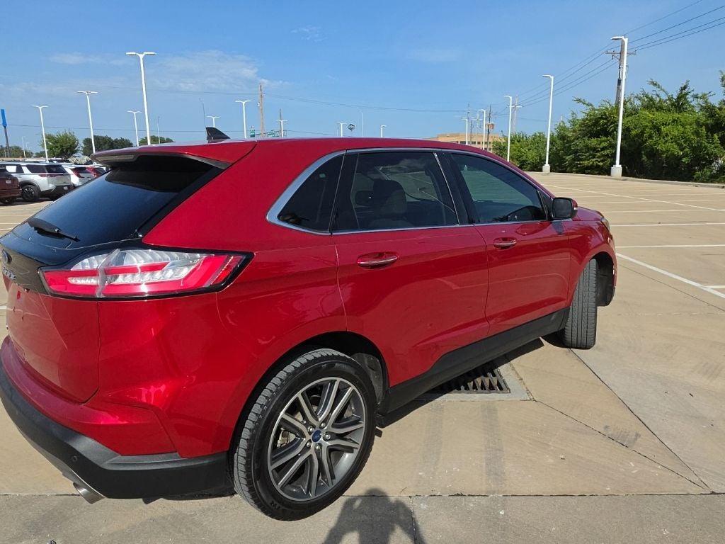 2021 Ford Edge Titanium