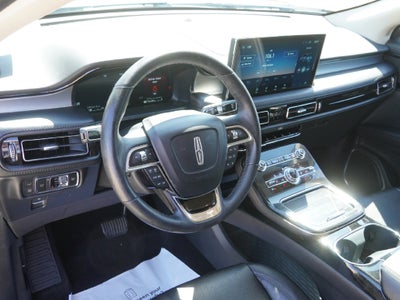 2022 Lincoln Nautilus Standard