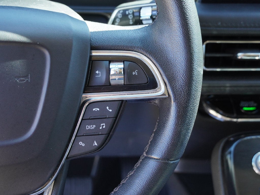 2022 Lincoln Nautilus Standard