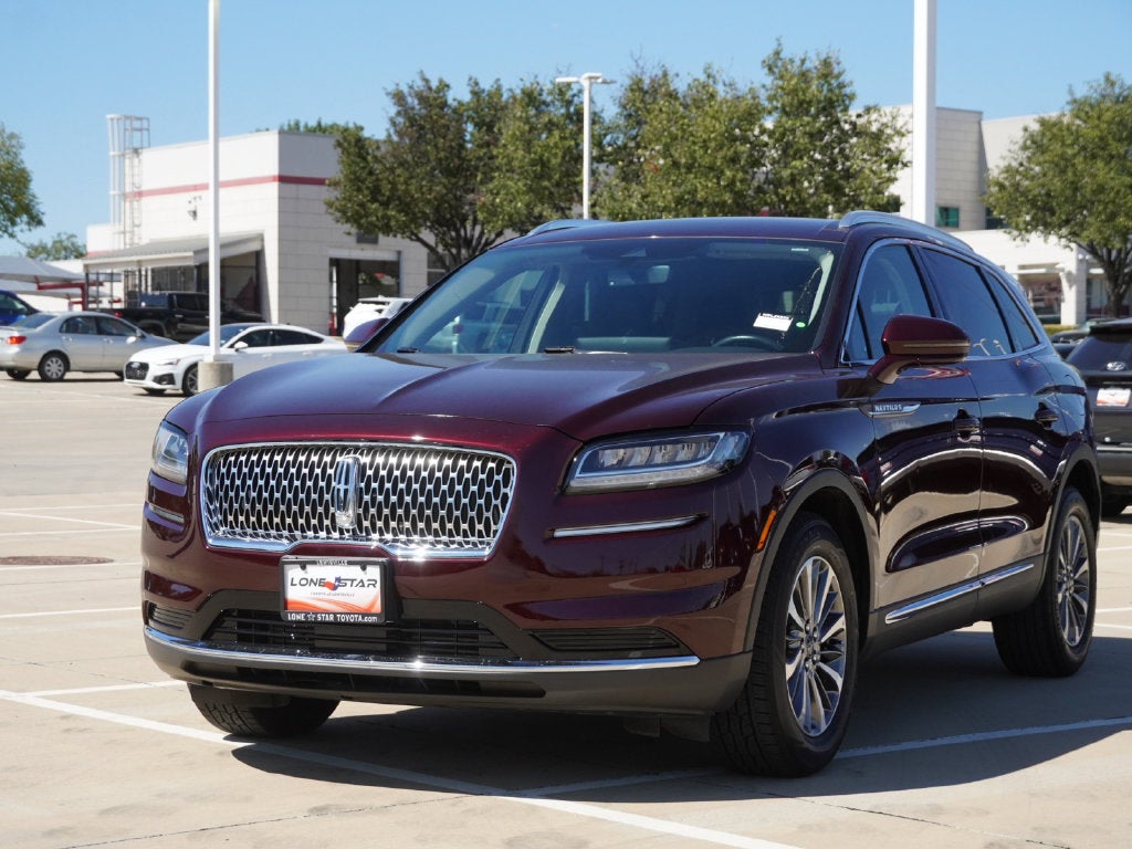2022 Lincoln Nautilus Standard