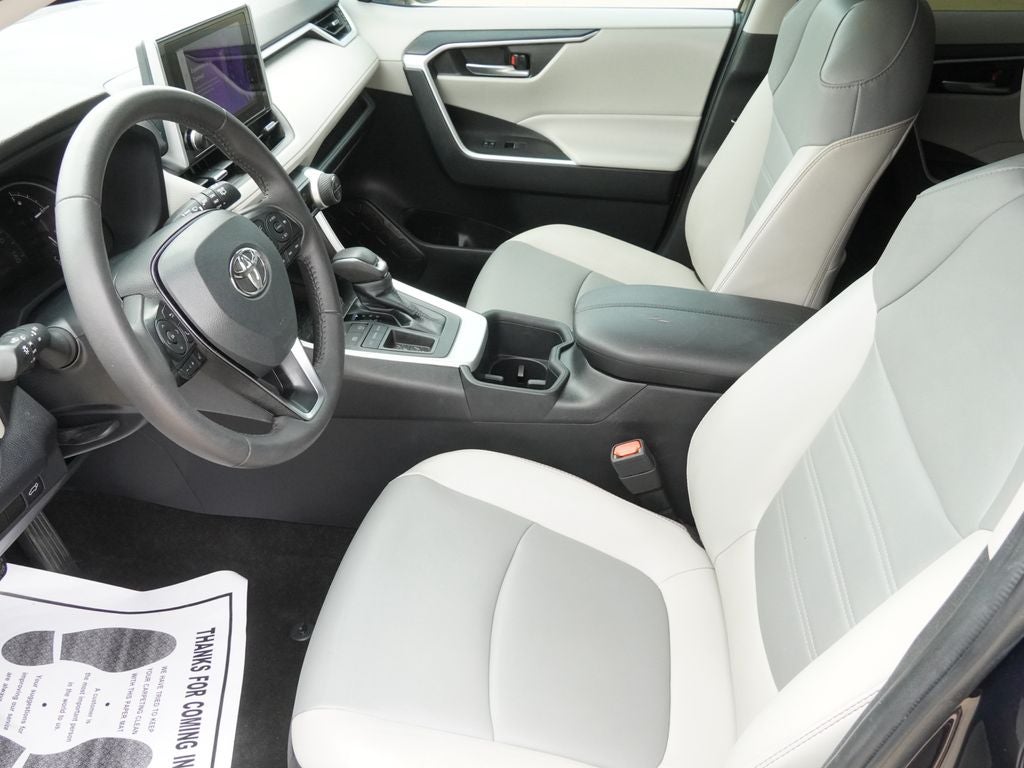 2023 Toyota RAV4 XLE Premium