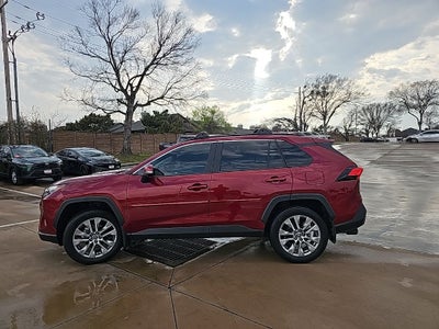 2025 Toyota RAV4 XLE Premium