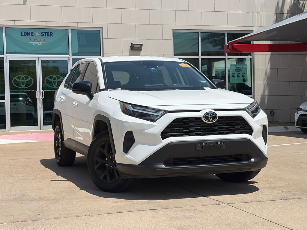 2025 Toyota RAV4 LE
