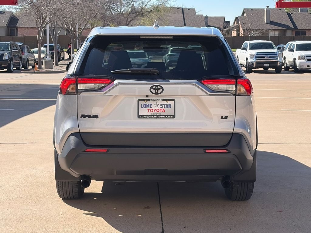 2025 Toyota RAV4 LE