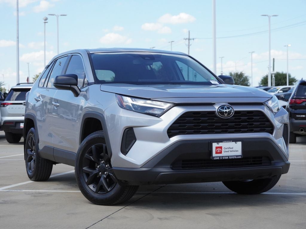 2024 Toyota RAV4 LE
