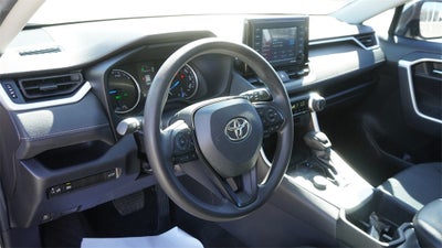 2022 Toyota RAV4 Hybrid XLE