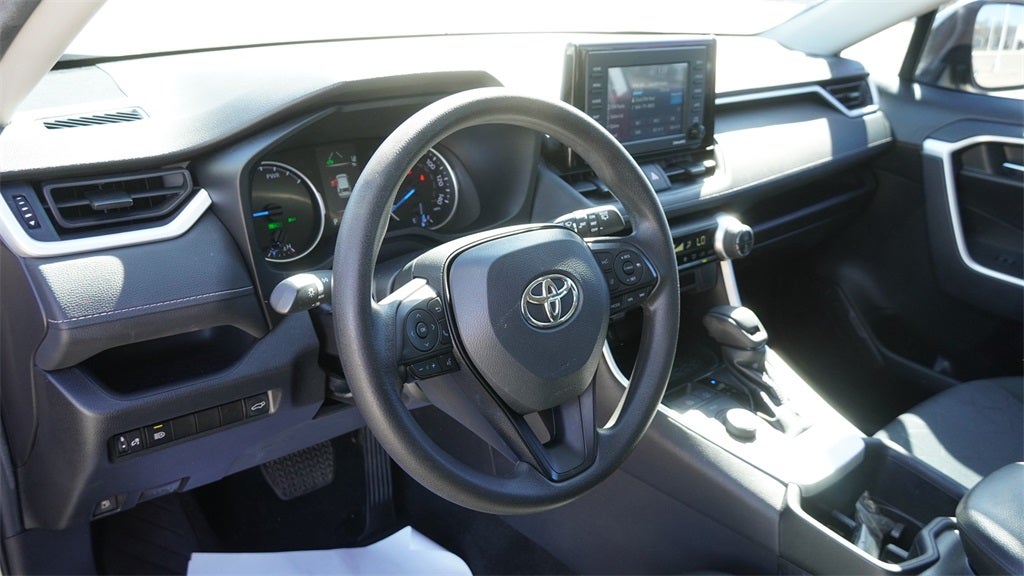 2022 Toyota RAV4 Hybrid XLE