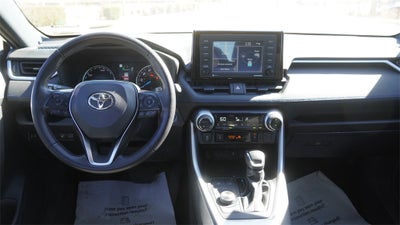 2022 Toyota RAV4 Hybrid SE