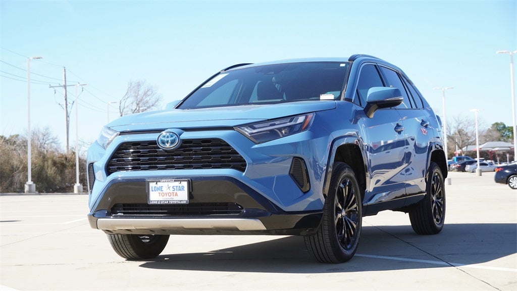 2022 Toyota RAV4 Hybrid SE