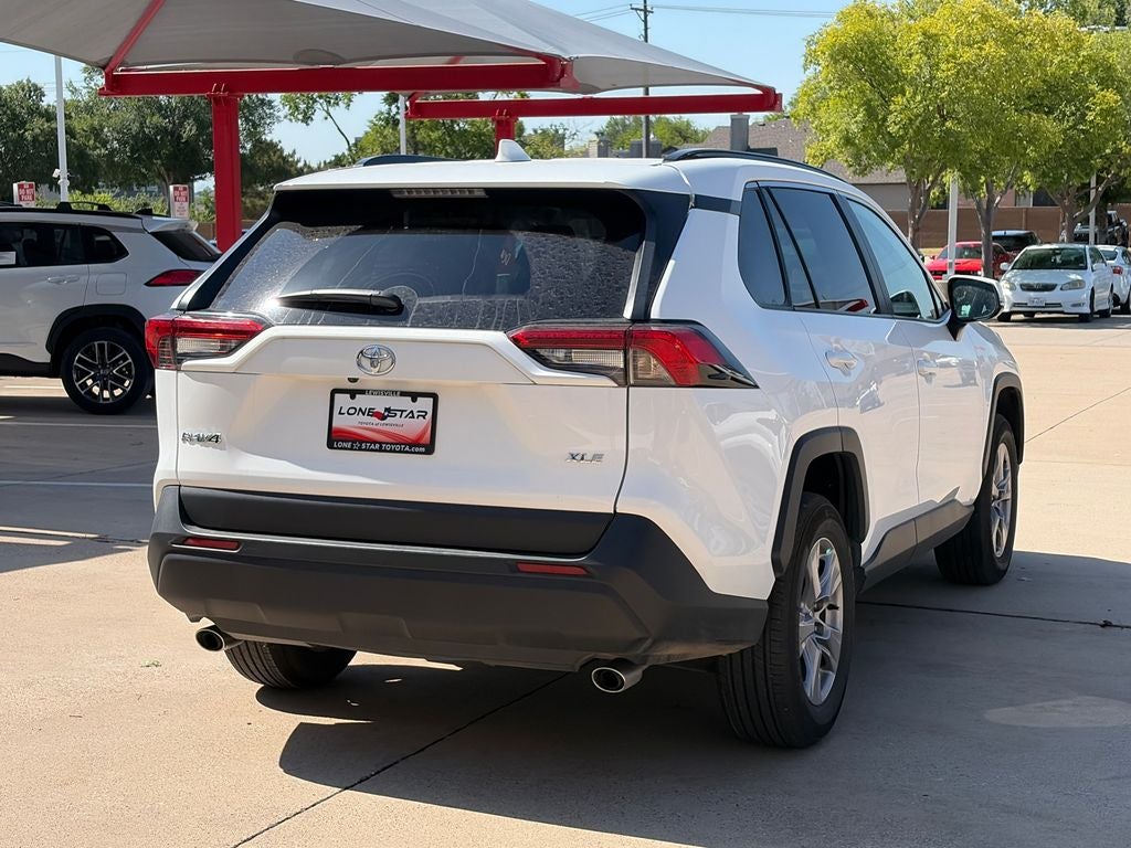 2025 Toyota RAV4 XLE