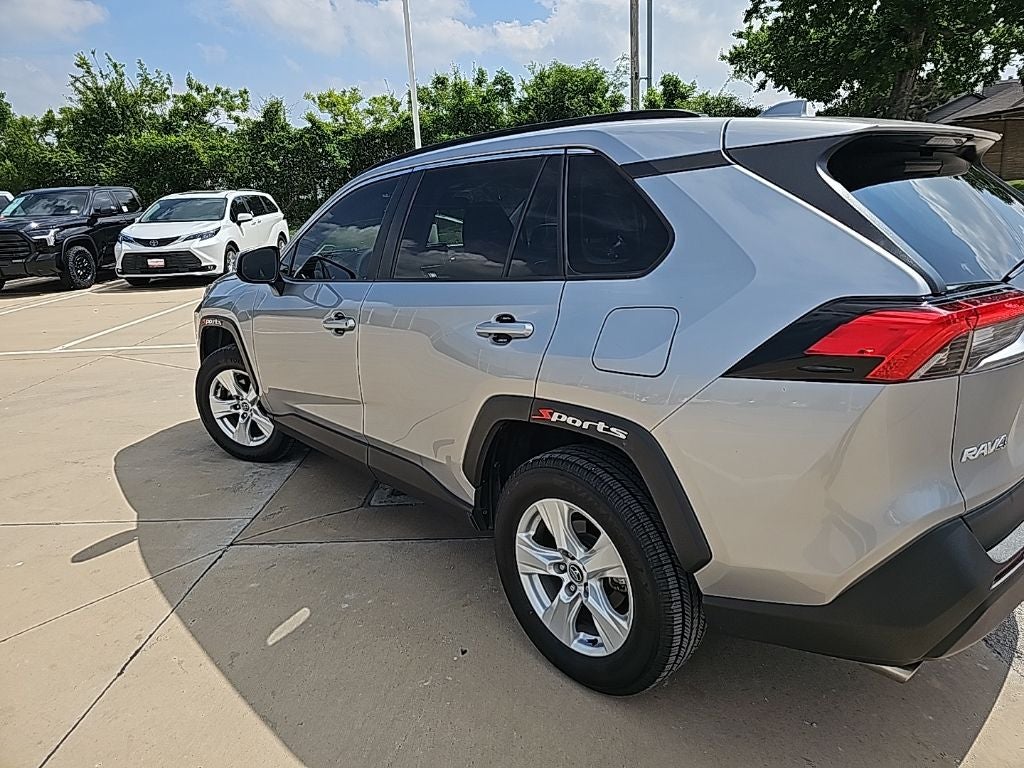 2020 Toyota RAV4 XLE