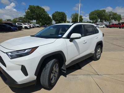 2024 Toyota RAV4 XLE