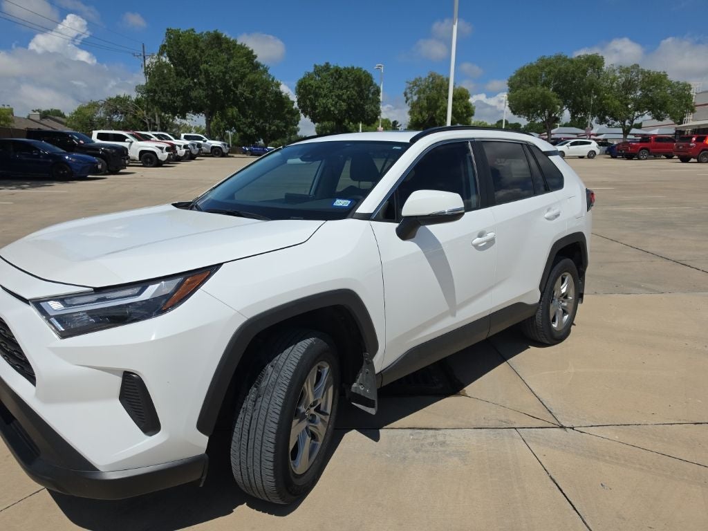 2024 Toyota RAV4 XLE