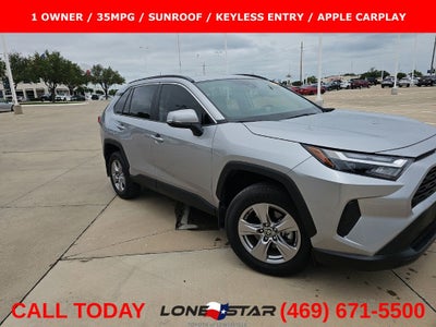 2025 Toyota RAV4 XLE