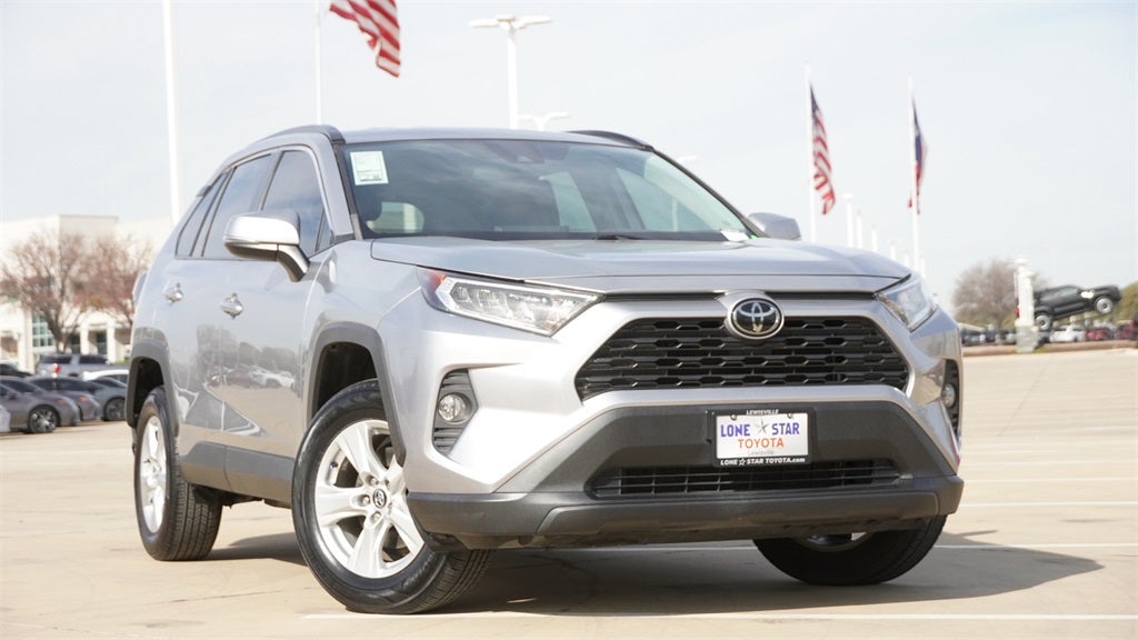 2020 Toyota RAV4 XLE