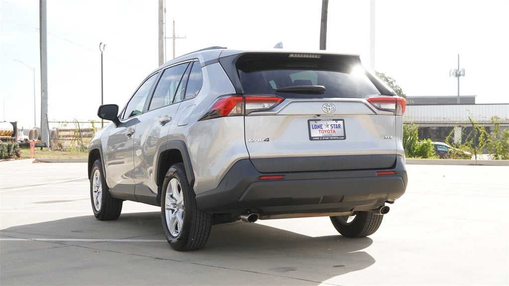 2020 Toyota RAV4 XLE