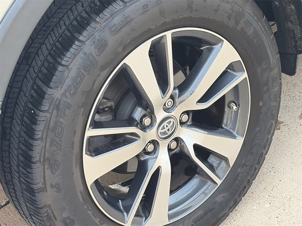 2018 Toyota RAV4 XLE