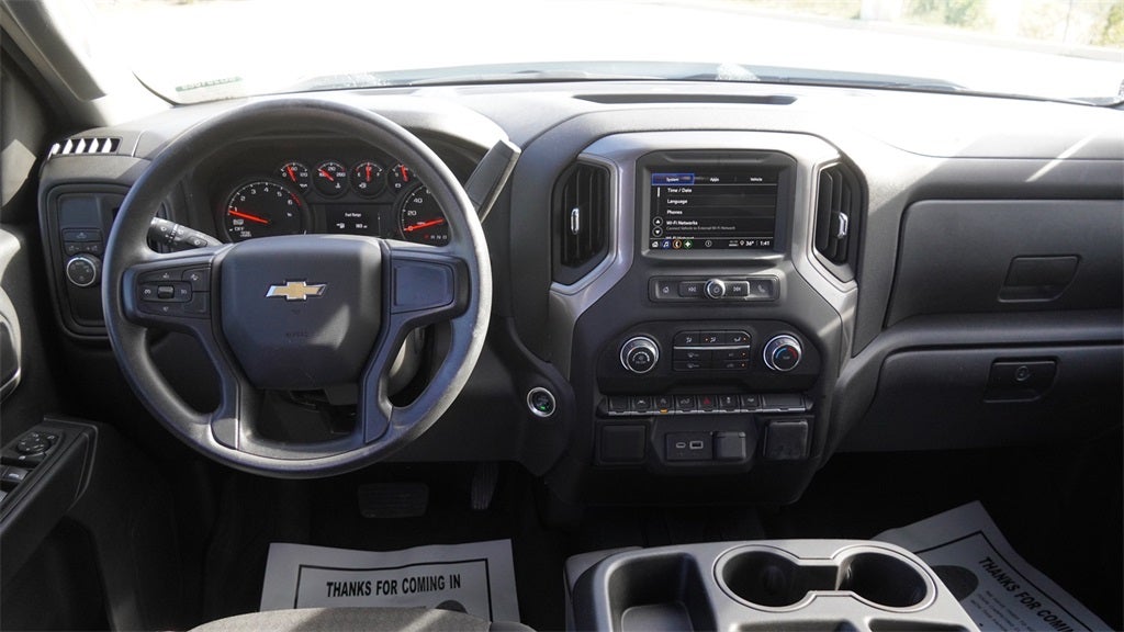 2025 Chevrolet Silverado 1500 Custom