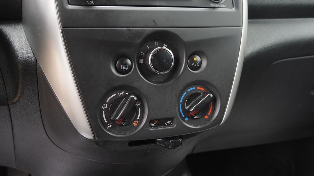 2018 Nissan Versa 1.6 SV