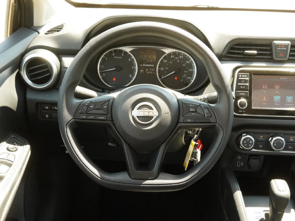 2024 Nissan Versa 1.6 S